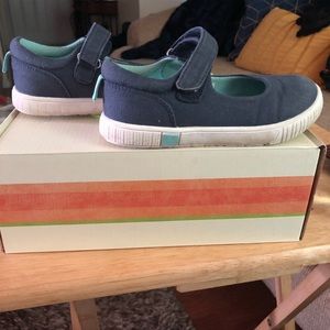 **MOVING SALE** Livie & Luca SKIP Mary Jane in box 📦